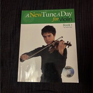 A New Tune a Day for Violin Book 1 with CD